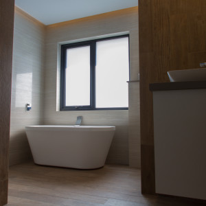 Small Bathroom Renovations Perth - Renovation Company - VIP Bathrooms - Modern Bathtub Style